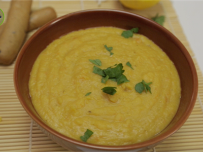 شوربة عدس مع كاري