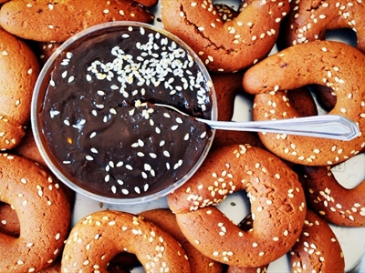 كعكات العسل الاسود